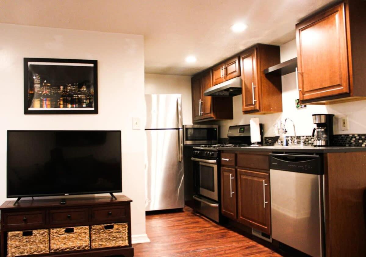 1 Bed Apt - Amazing Location 1 Block To Carson St Pittsburgh Dış mekan fotoğraf